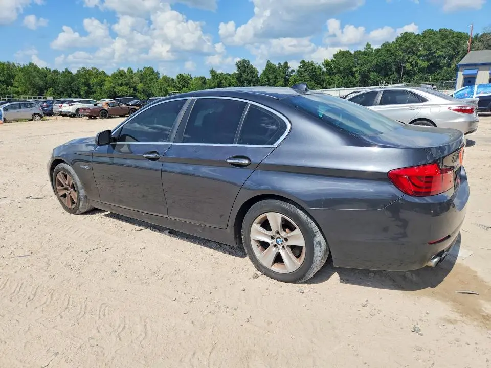 2013 BMW 528XI   