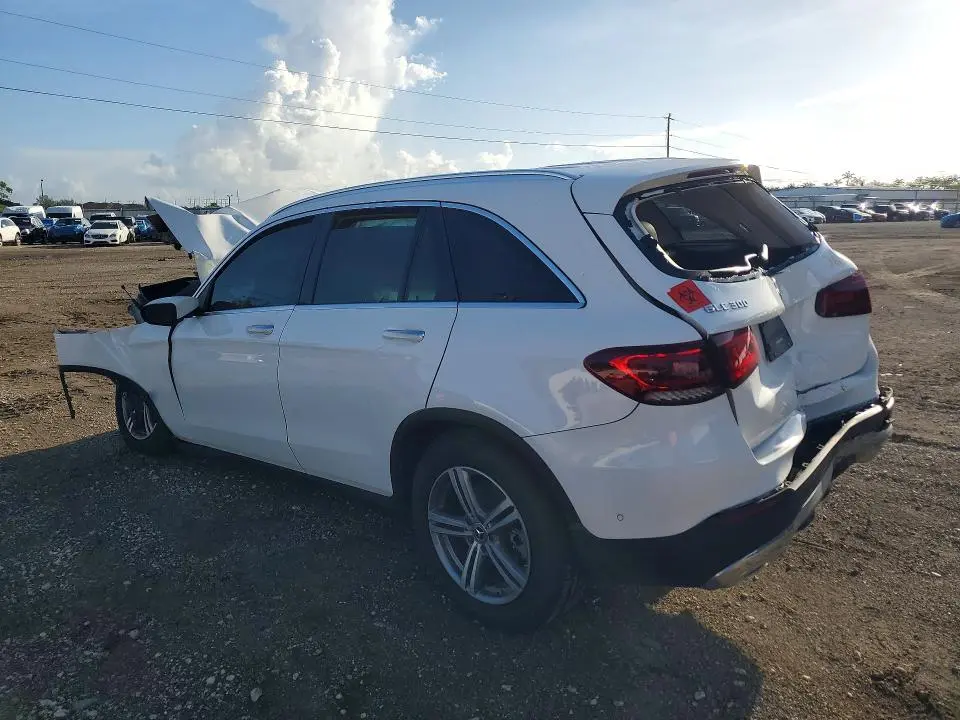2022 MERCEDES-BENZ GLC 300  