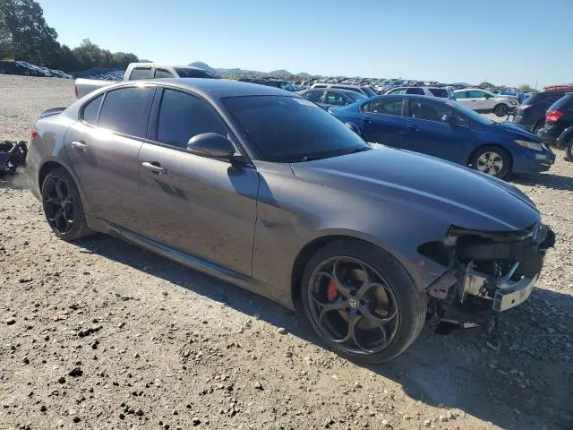 2017 ALFA ROMEO GIULIA TI  