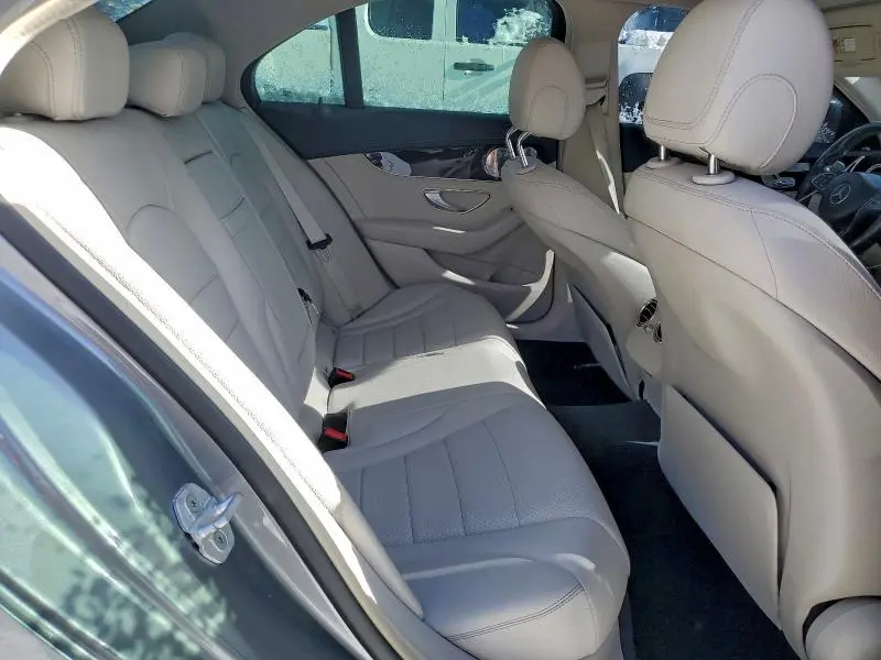 2015 MERCEDES-BENZ C 300  