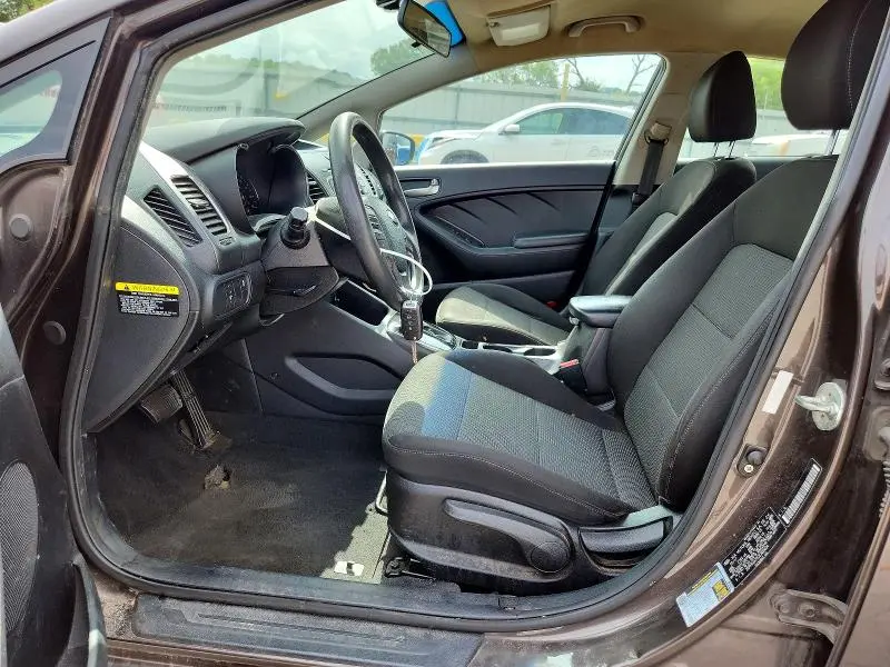 2018 KIA FORTE LX  