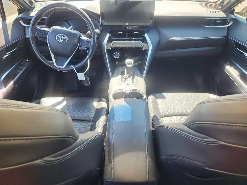 2021 TOYOTA VENZA LIMITED  