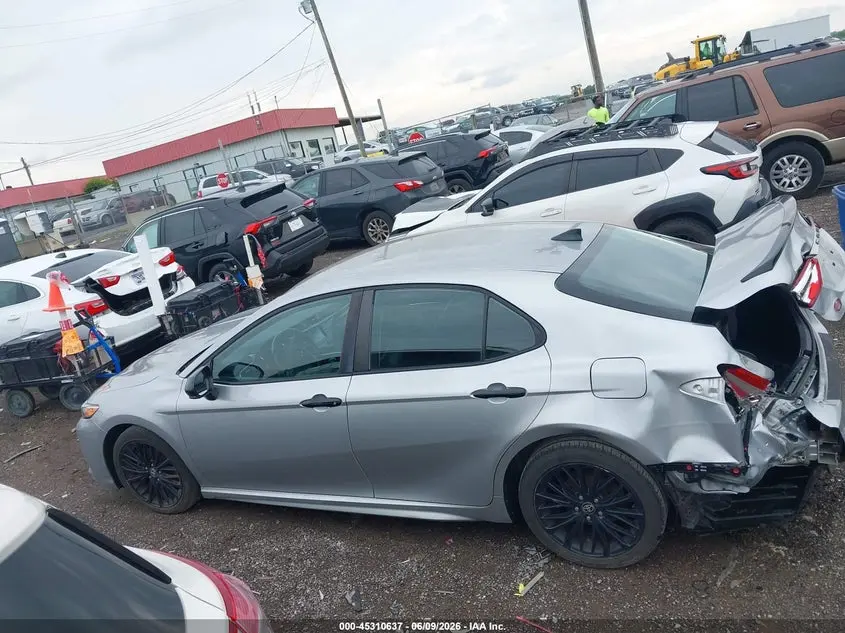 2020 TOYOTA CAMRY SE NIGHTSHADE EDITION AWD