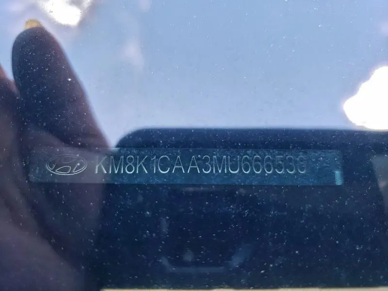 2021 HYUNDAI KONA SE  