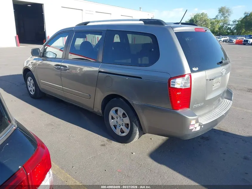 2010 KIA SEDONA LX