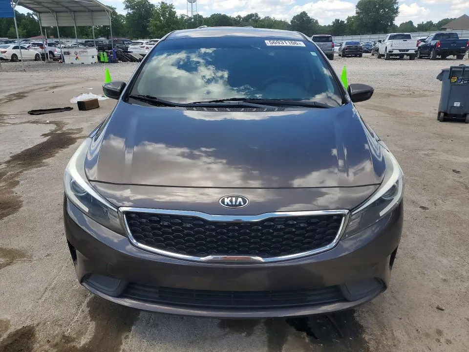 2017 KIA FORTE LX  