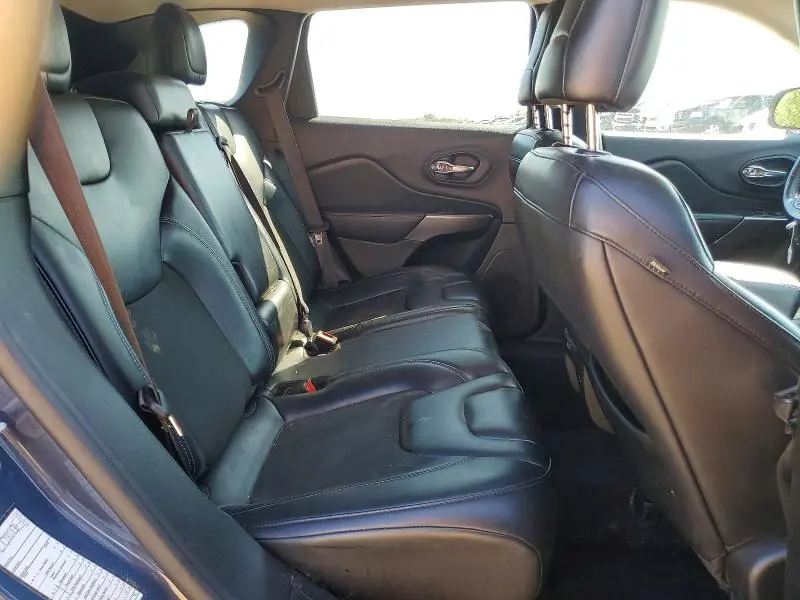 2021 JEEP CHEROKEE LATITUDE PLUS  