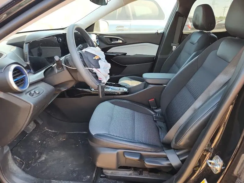 2025 CHEVROLET TRAX 1LT  