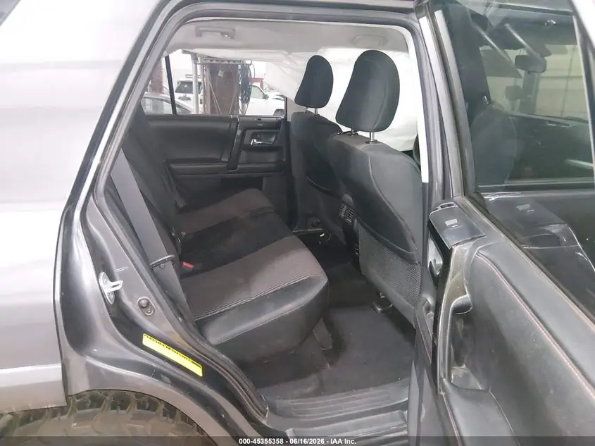 2015 TOYOTA 4RUNNER TRAIL
