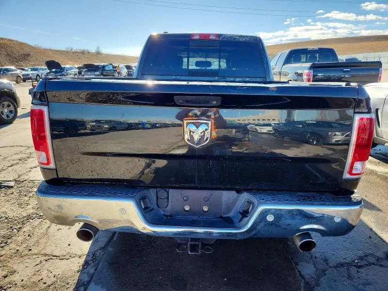 2015 RAM 1500 LARAMIE  