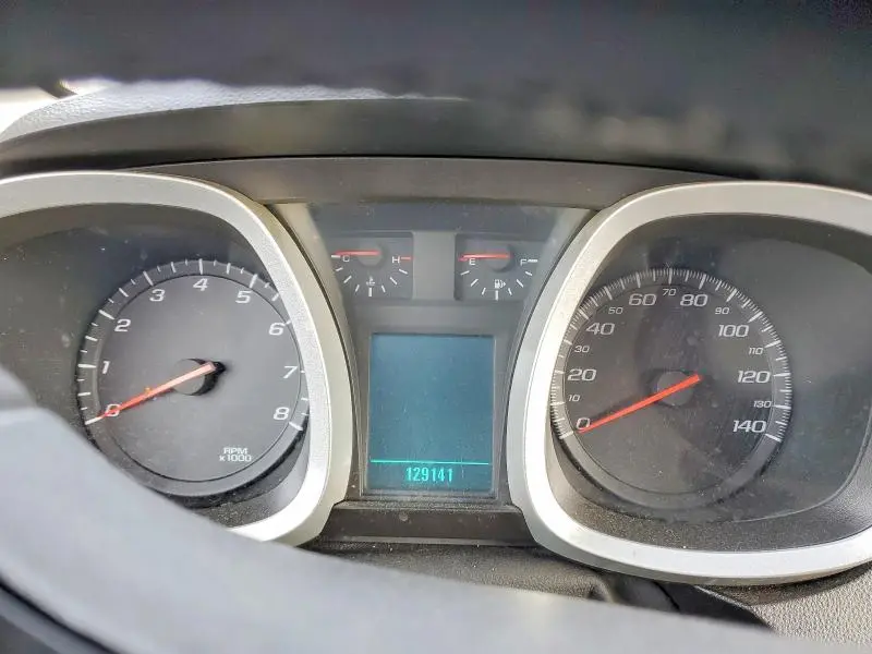 2011 CHEVROLET EQUINOX LT  