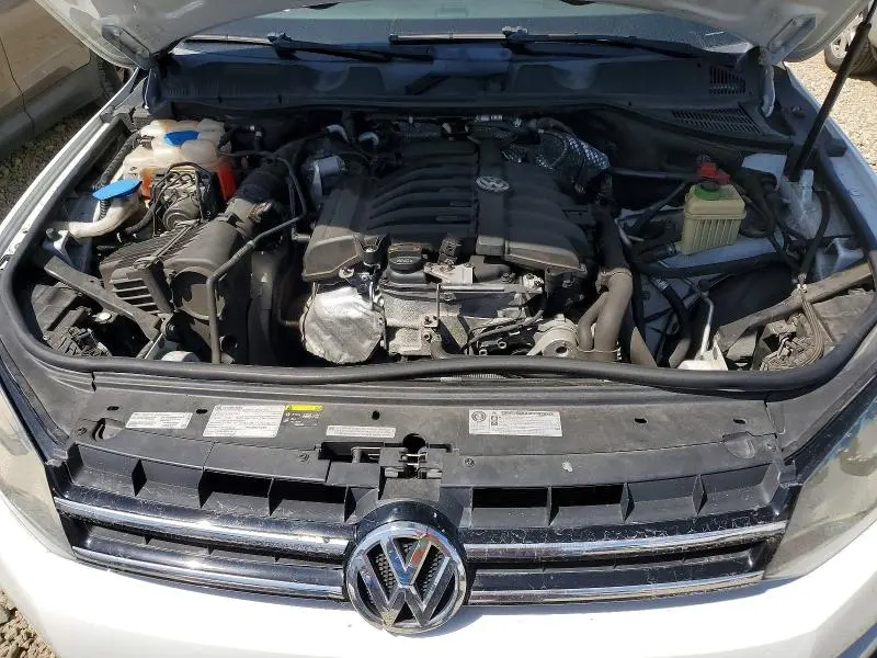 2013 VOLKSWAGEN TOUAREG V6  
