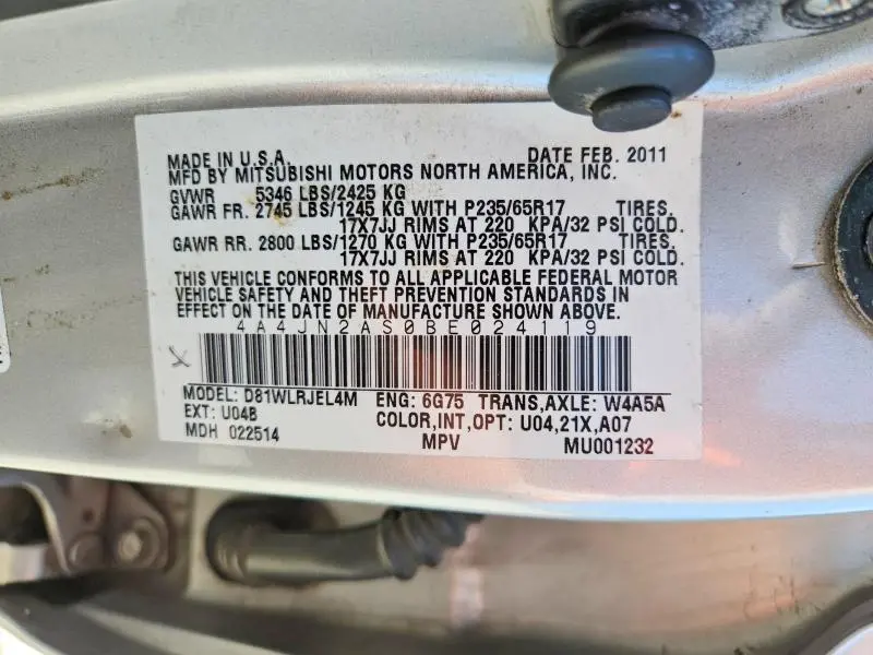 2011 MITSUBISHI ENDEAVOR LS  