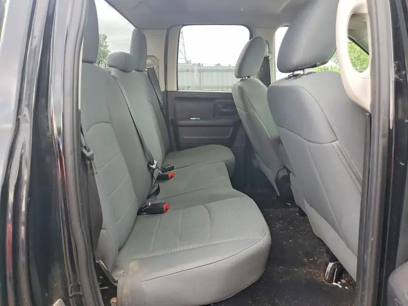 2014 RAM 1500 ST  