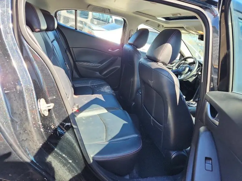 2016 MAZDA 3 GRAND TOURING  