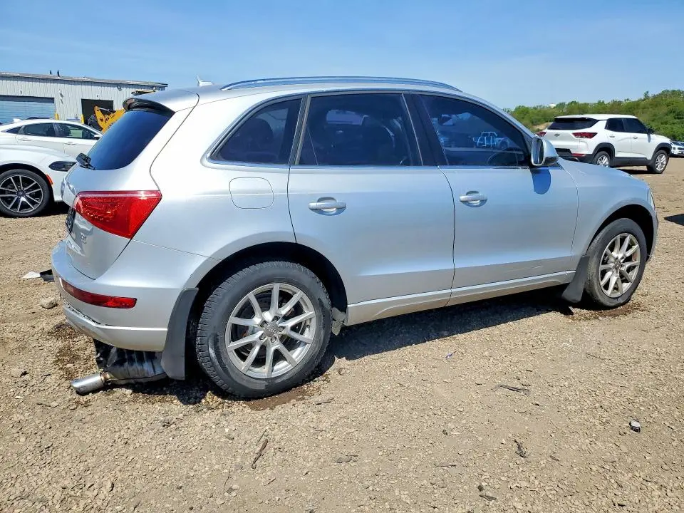 2011 AUDI Q5 PREMIUM  