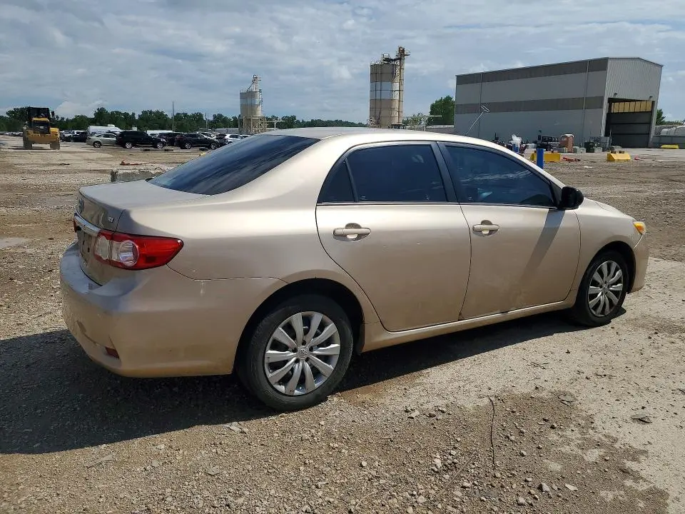 2012 TOYOTA COROLLA LE  