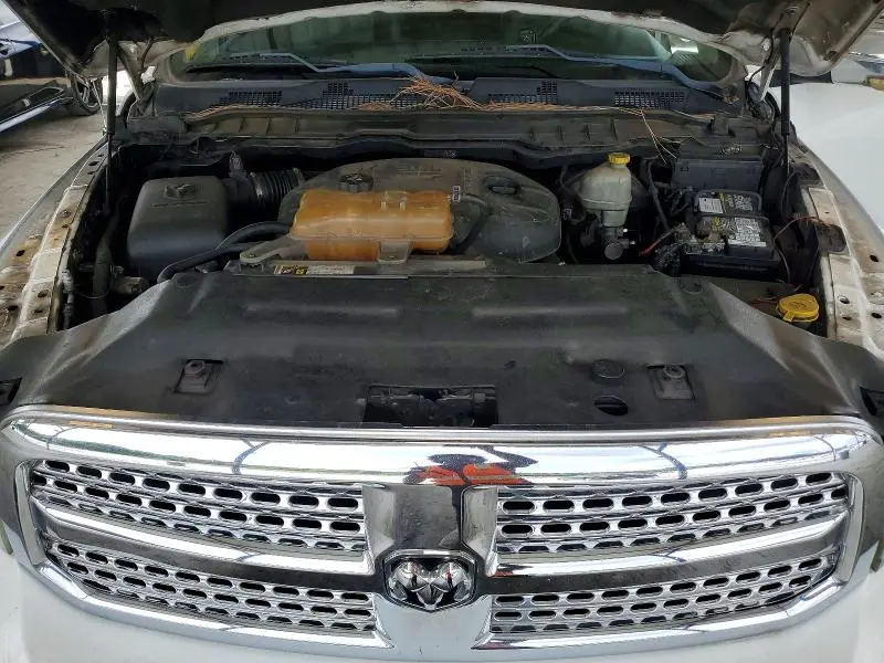 2016 RAM 1500 LARAMIE  