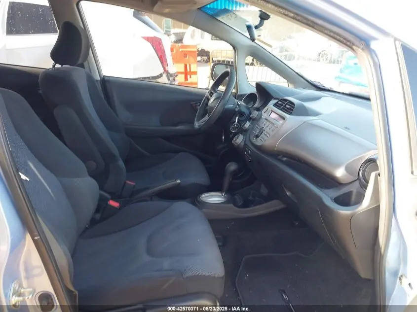 2010 HONDA FIT  