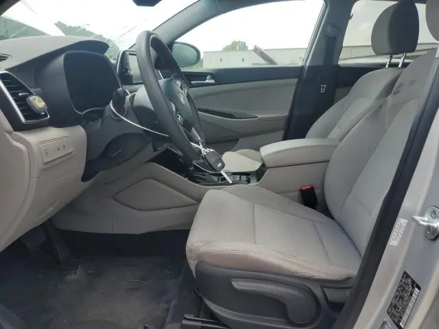 2019 HYUNDAI TUCSON SE  