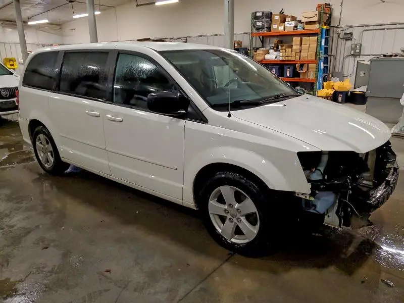 2013 DODGE GRAND CARAVAN SE  