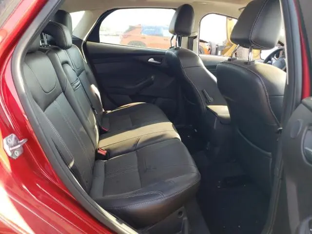 2012 FORD FOCUS TITANIUM  