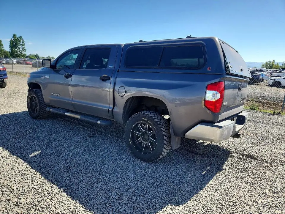 2014 TOYOTA TUNDRA CREWMAX SR5  
