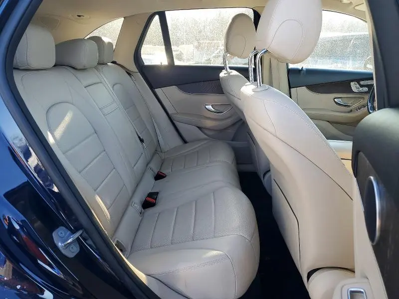 2019 MERCEDES-BENZ GLC 300 4MATIC  