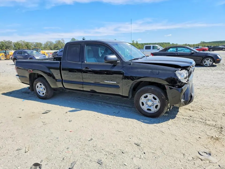 2014 TOYOTA TACOMA BASE  
