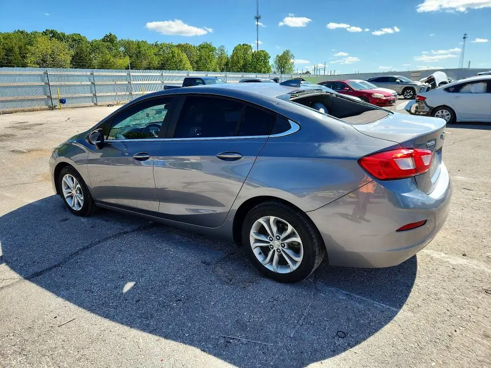 2019 CHEVROLET CRUZE LT  