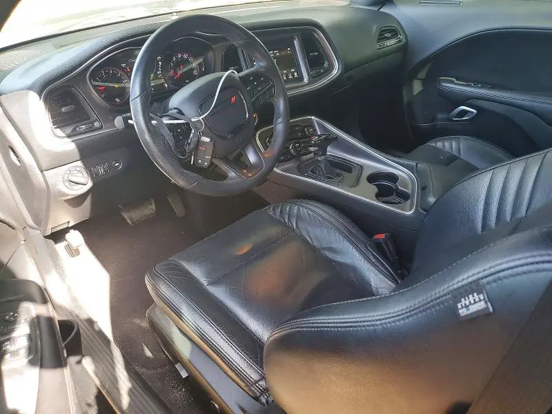 2018 DODGE CHALLENGER SXT  
