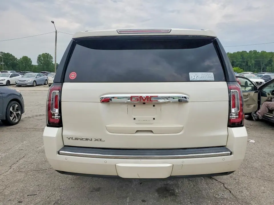 2015 GMC YUKON XL DENALI  