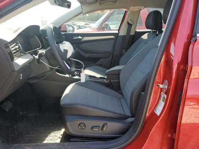 2025 VOLKSWAGEN JETTA SE  