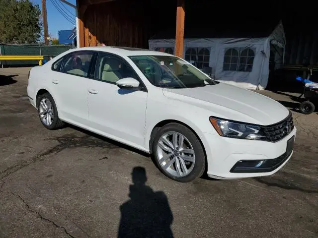 2019 VOLKSWAGEN PASSAT WOLFSBURG  