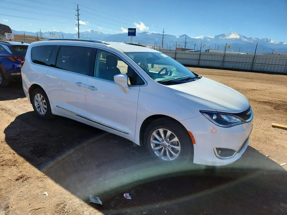 2019 CHRYSLER PACIFICA TOURING L  