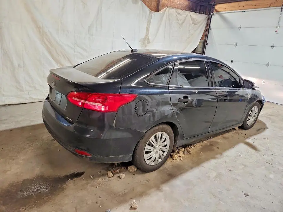 2015 FORD FOCUS S  