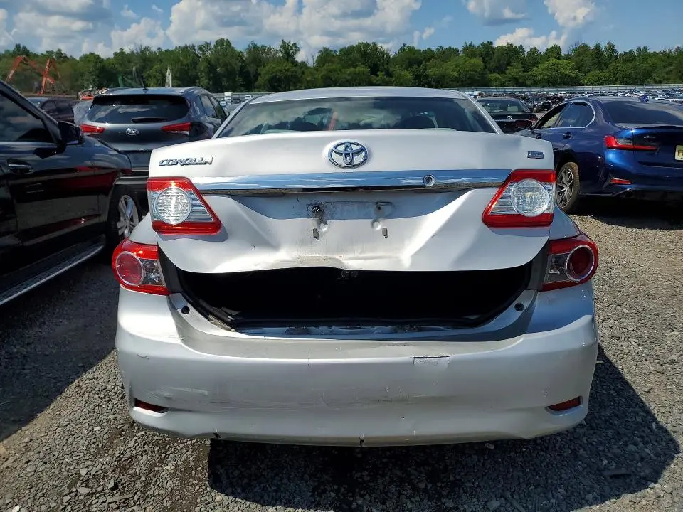 2013 TOYOTA COROLLA LE PLUS/LE PREMIUM  