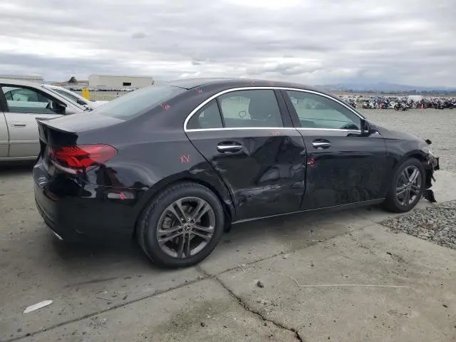 2020 MERCEDES-BENZ A 220