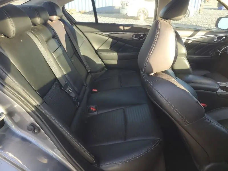 2018 INFINITI Q50 LUXE  