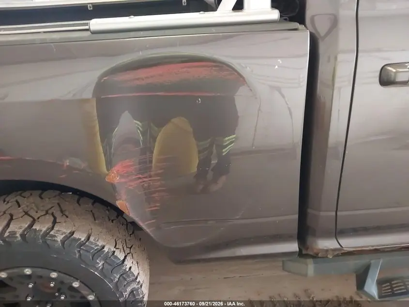 2016 RAM 1500 SLT