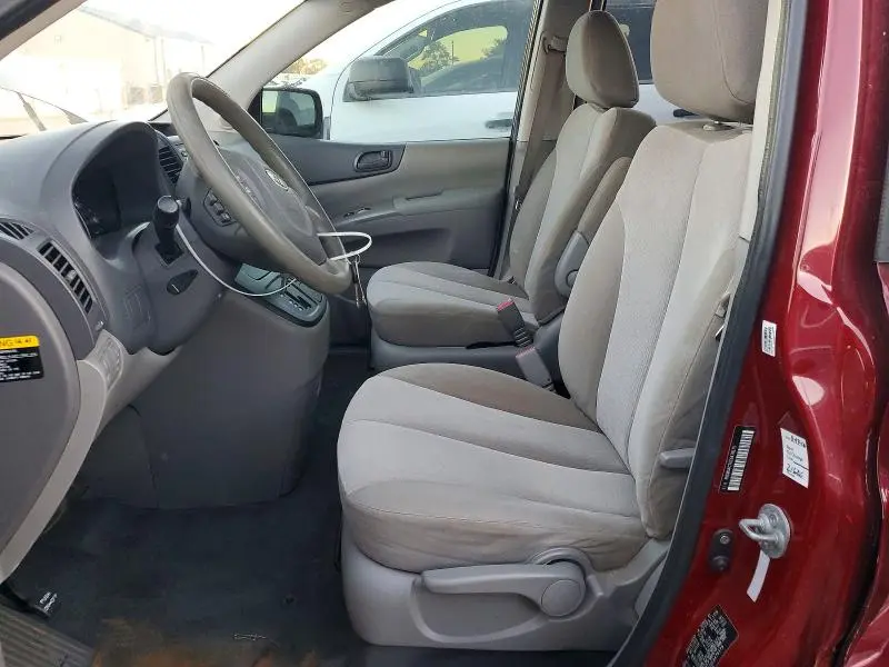 2012 KIA SEDONA LX  