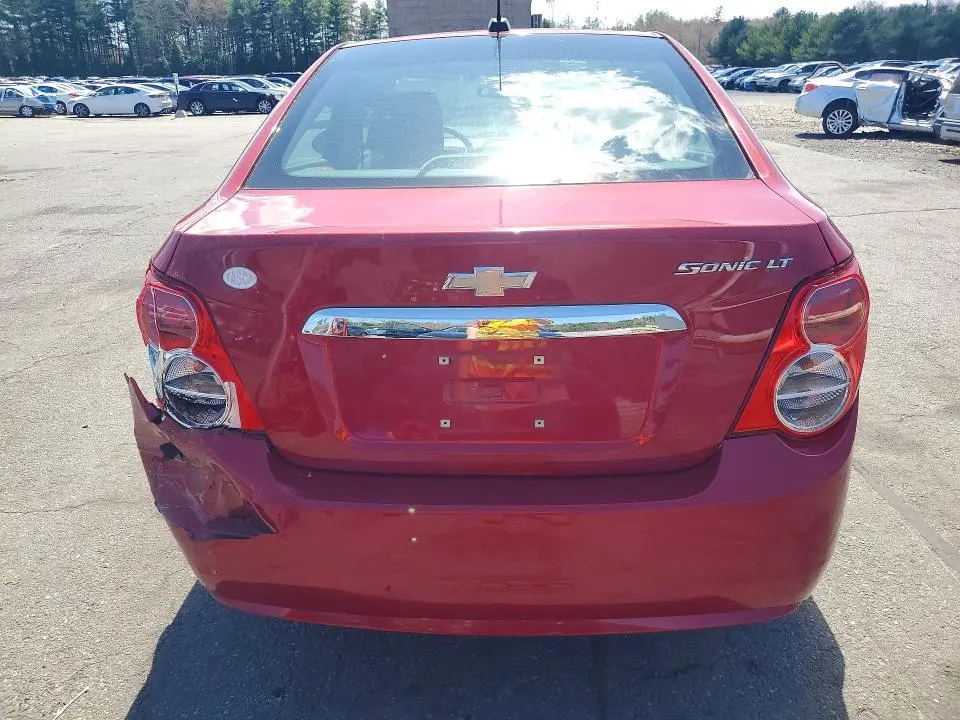 2015 CHEVROLET SONIC LT  
