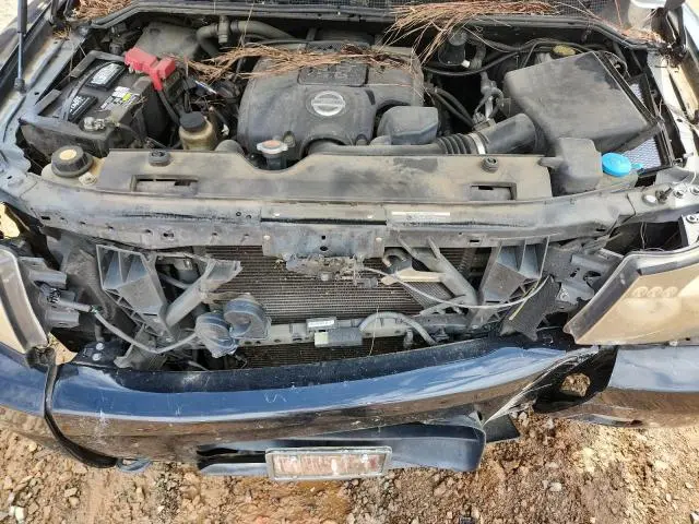 2010 NISSAN TITAN XE  