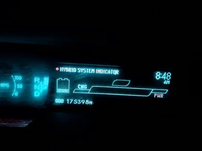 2010 TOYOTA PRIUS III  