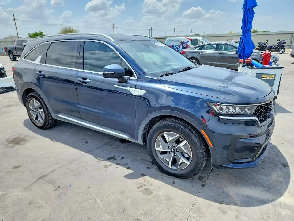 2022 KIA SORENTO EX  