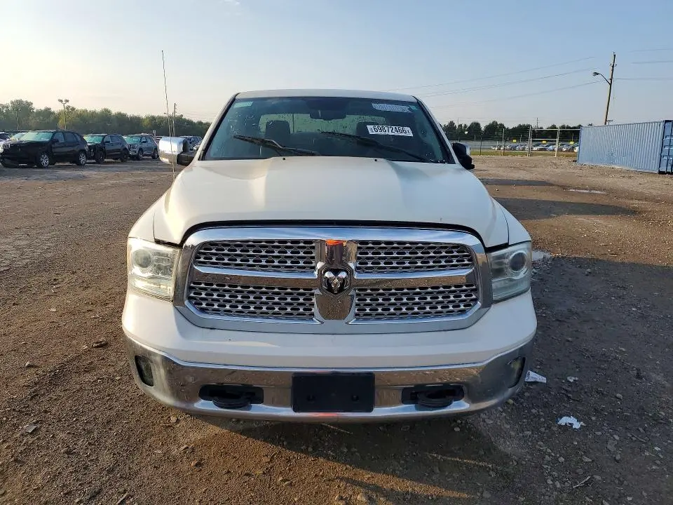 2016 RAM 1500 LARAMIE  