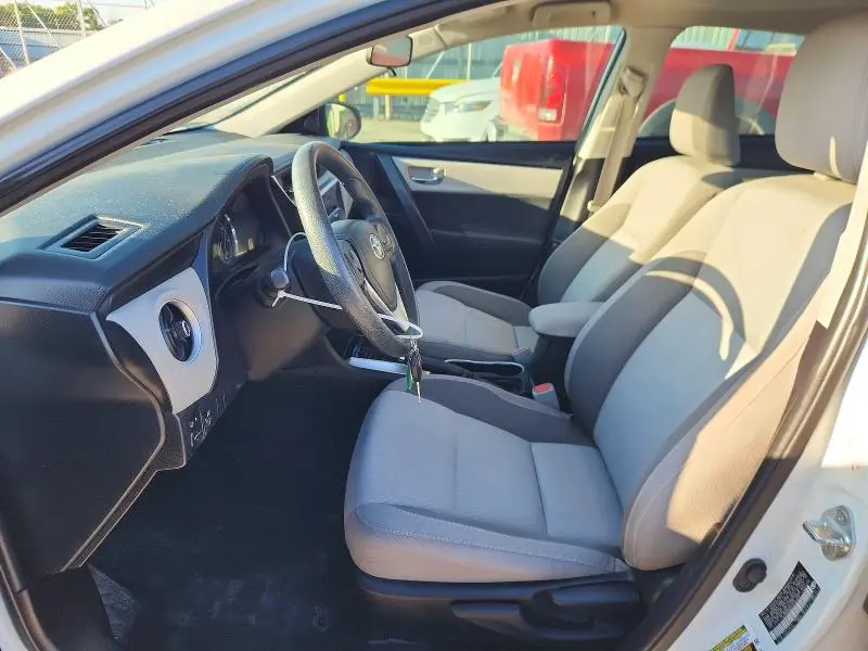 2018 TOYOTA COROLLA LE  