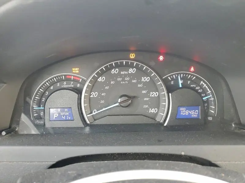 2012 TOYOTA CAMRY BASE  