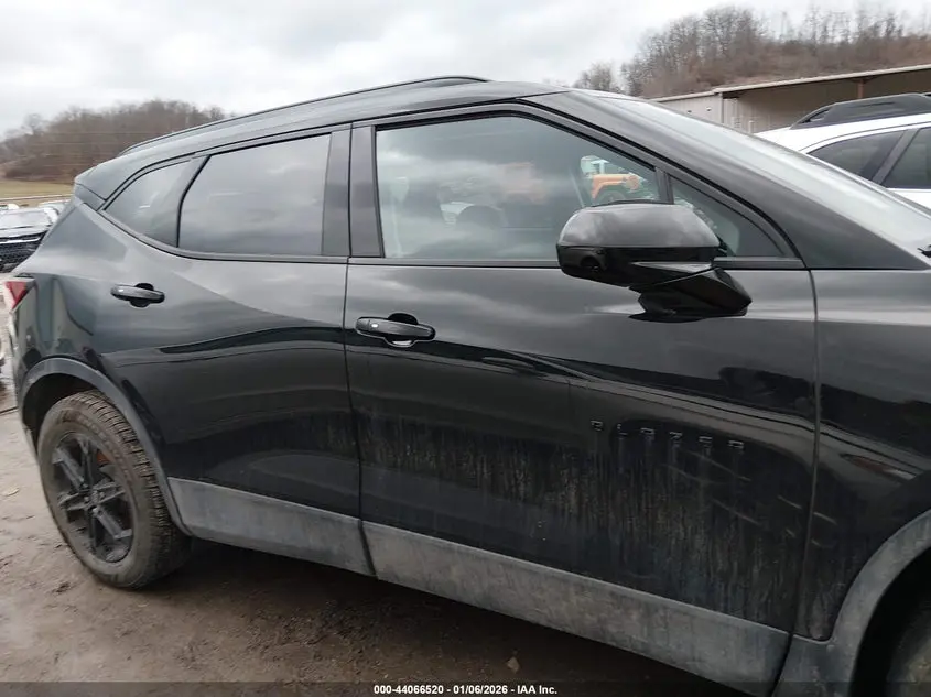 2023 CHEVROLET BLAZER AWD 2LT