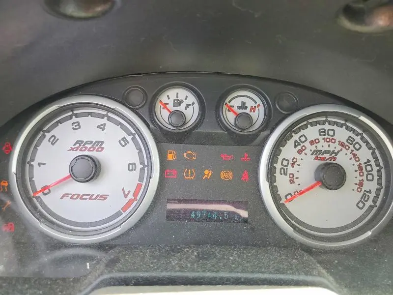 2010 FORD FOCUS SE  
